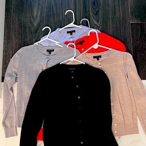 Set of 5 Banana Republic - gently worn merino wool cardigans, size XS
